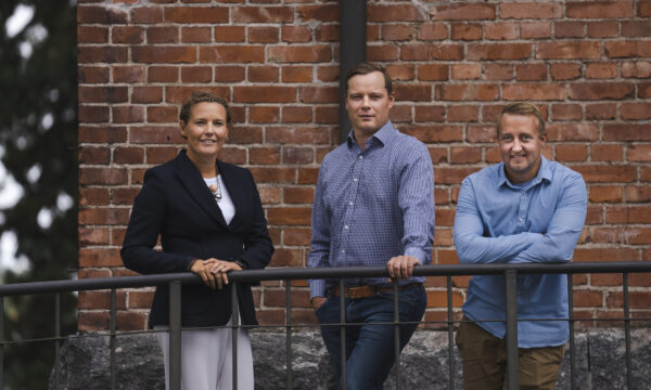 Linda Kass, Jukka-Pekka Niemi, Jonathan Björkskog.