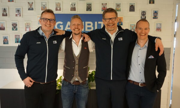 Mikko Vesin, Tim Wallin, Juha Sihvonen, Ted Wallin Atea Gambit