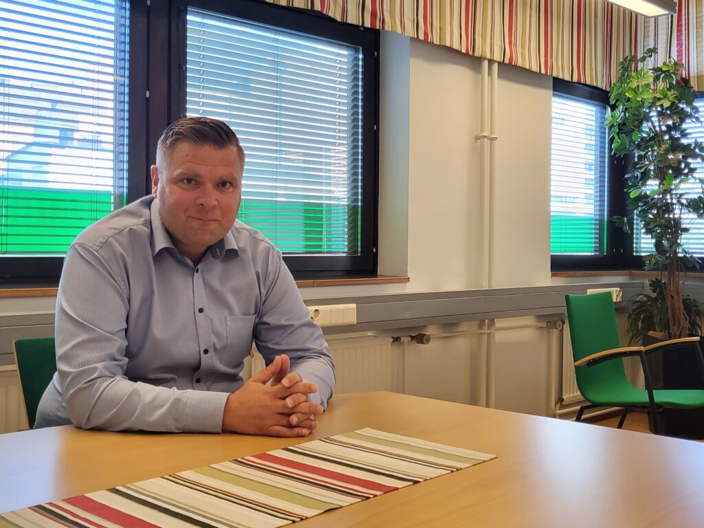 Andreas Lindroos, Fennia. Vasa