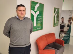 Andreas Lindroos, Fennia, Vasa