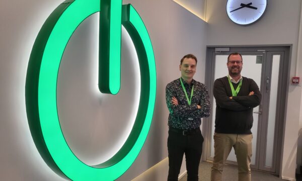 Konsta Leino, Anssi Litmanen, Schneider Electric