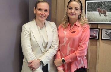 Paulina Sand, Annina Björkqvist, LokalTapiola Österbotten.