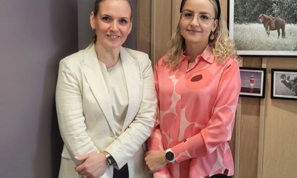 Paulina Sand, Annina Björkqvist, LokalTapiola Österbotten.