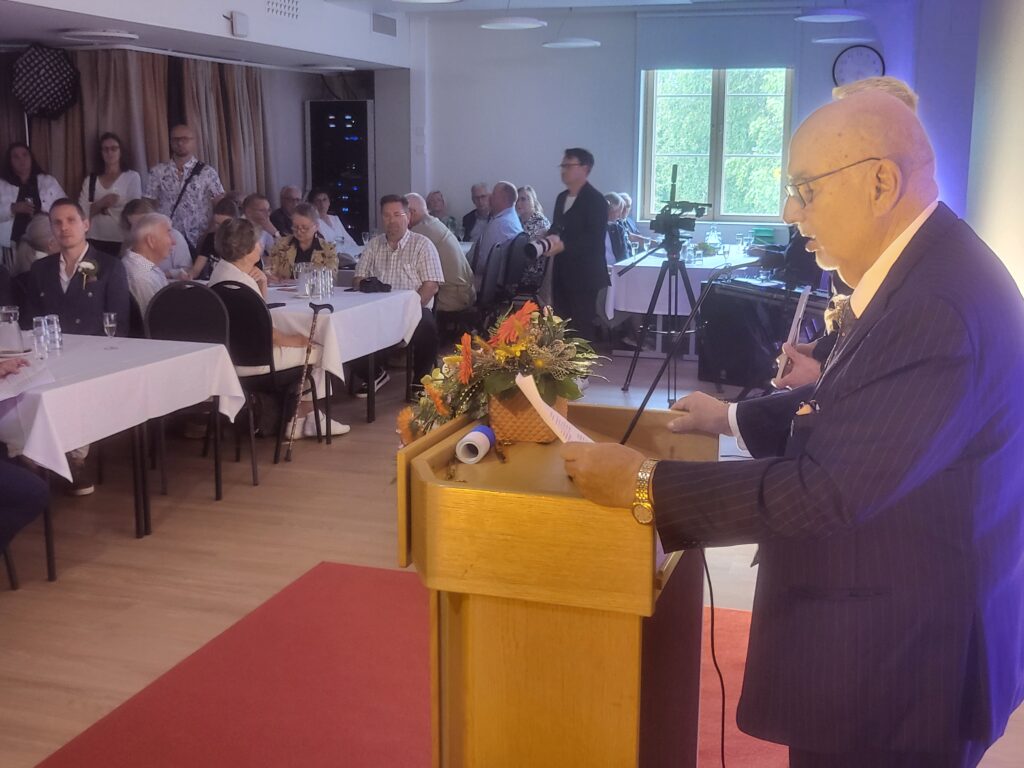 Lars Erik Gästgivars, Vallonia, Korsholm