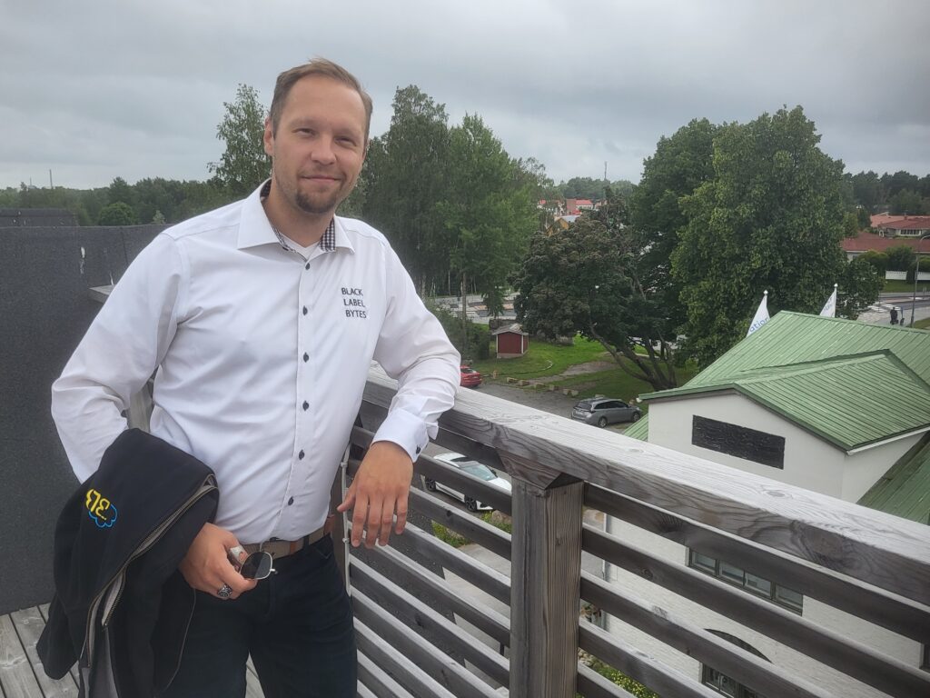 Magnus Sundell, Black Label Bytes, Kust-Österbottens Företagare