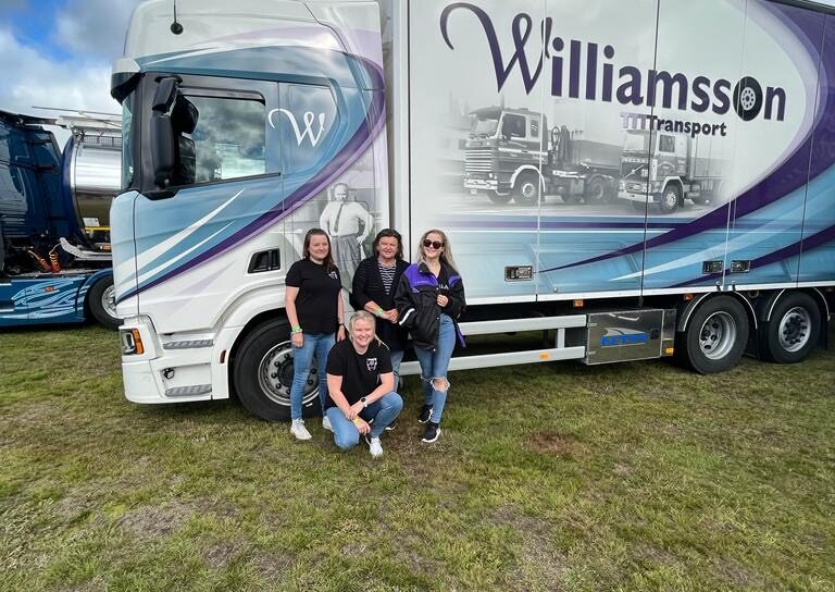 Mikaela Fant, Yvonne Williamsson, Sandra Williamsson, Annica Fant, Axel Willamsson