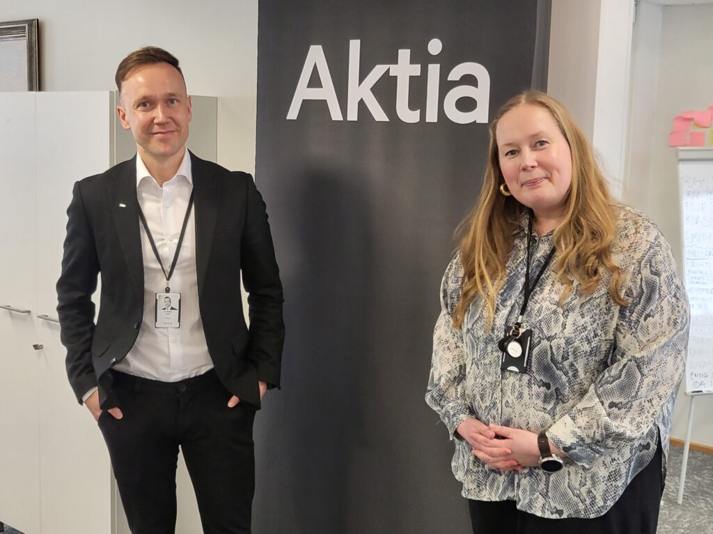 Jonathan Salo, Jenny Julin, Aktia Vasa