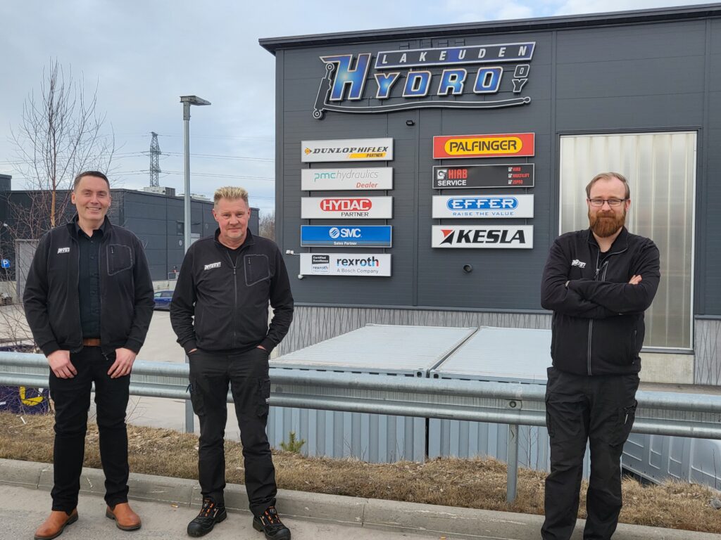 Stefan Malm, Tommi Linna, Stefan Vidjeskog, Lakeuden Hydro, Laddarevägen, Laturitie, Vaasa
