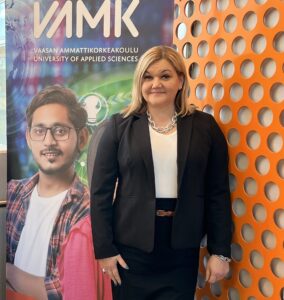 Tanja Davidovin vetämä hanke kehittää maaseudun yritysten vientivalmiuksia.