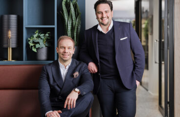 Joel Sunabacka, Lauri Laaksonen, Lokaltapiola, Lähitapiola