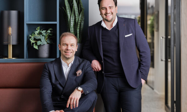 Joel Sunabacka, Lauri Laaksonen, Lokaltapiola, Lähitapiola