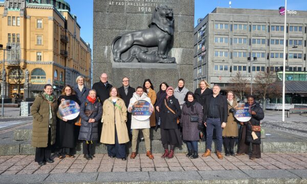 Many organisers are involved in making Vaasa EnergyWeek possible. In the photo are some of them, warmly welcoming everyone interested to take part in the programme.