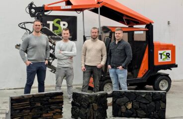 Patrik Sohlberg, Robin Sund, Thomas Snellman, Tobias Snellman. TSR Install