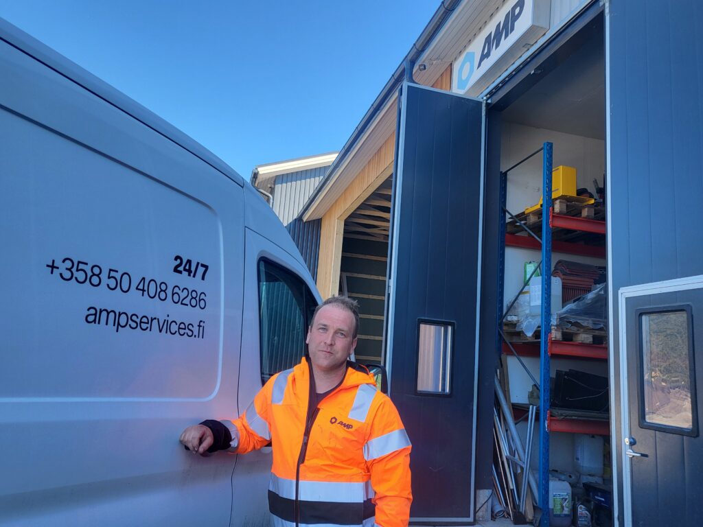 Glenn Snellman, AMP Services