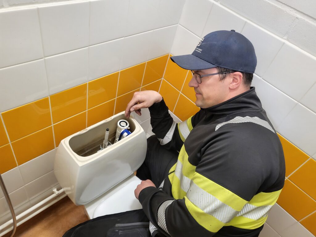 Christian Höckert, Skärgårdens VVS Tjänst.