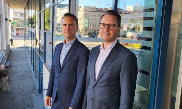 Peik Tuomolin, Andreas Kjellman, Aktia, Vasa